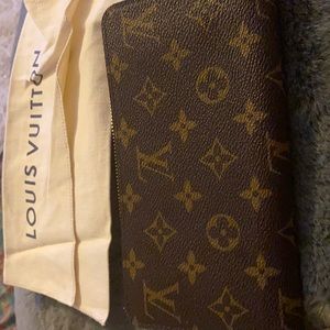 Louis Vuitton Wallet